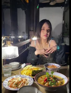 【曝照 特写】上海骚货自慰录屏